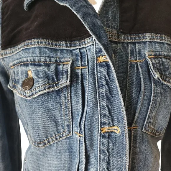 GAP Icon Denim jacket with black velvet patches - Picture 2 of 9